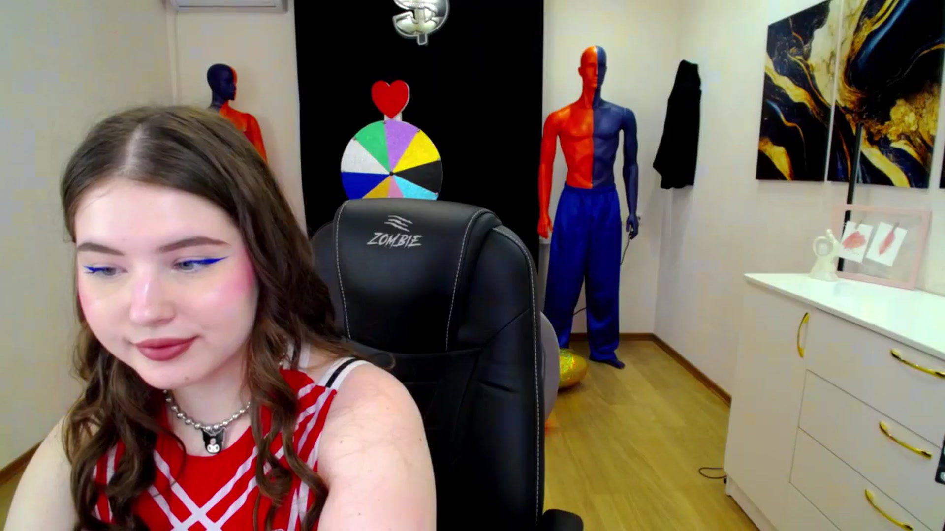 Gallery image thumbnail from AdmireMyEyes's myfreecams stream on, 04/02/2025, 07:47 image 6 of 20