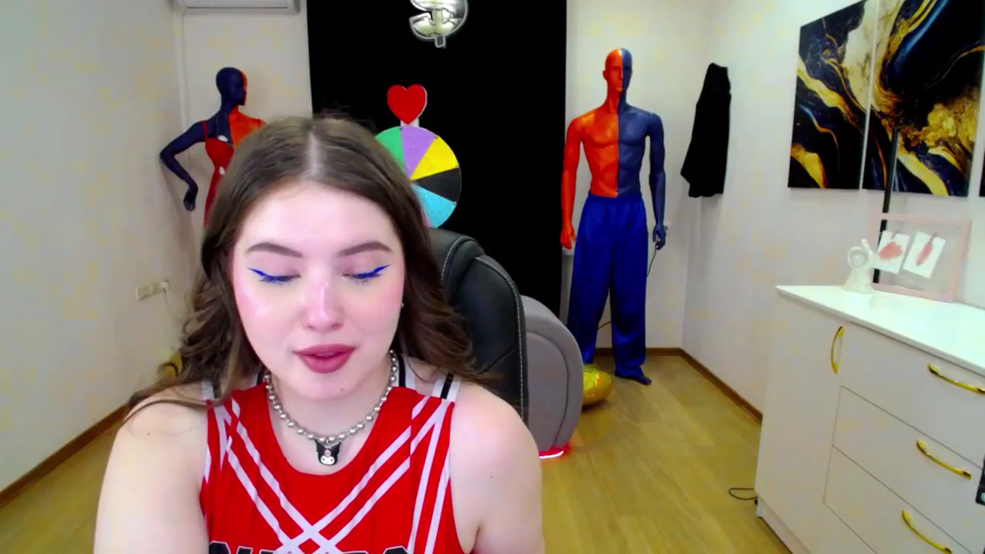 Gallery image thumbnail from AdmireMyEyes's myfreecams stream on, 04/02/2025, 07:47 image 7 of 20