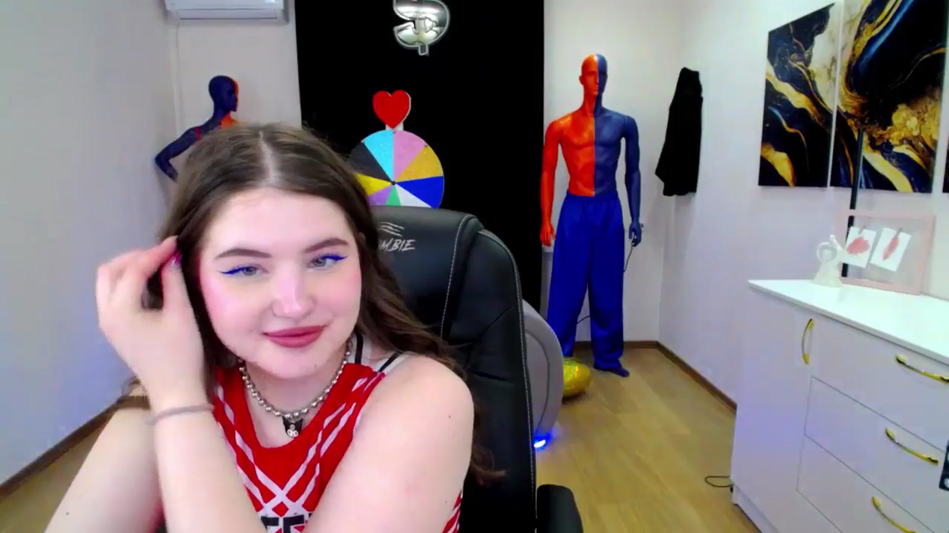 Gallery image thumbnail from AdmireMyEyes's myfreecams stream on, 04/02/2025, 07:47 image 3 of 20