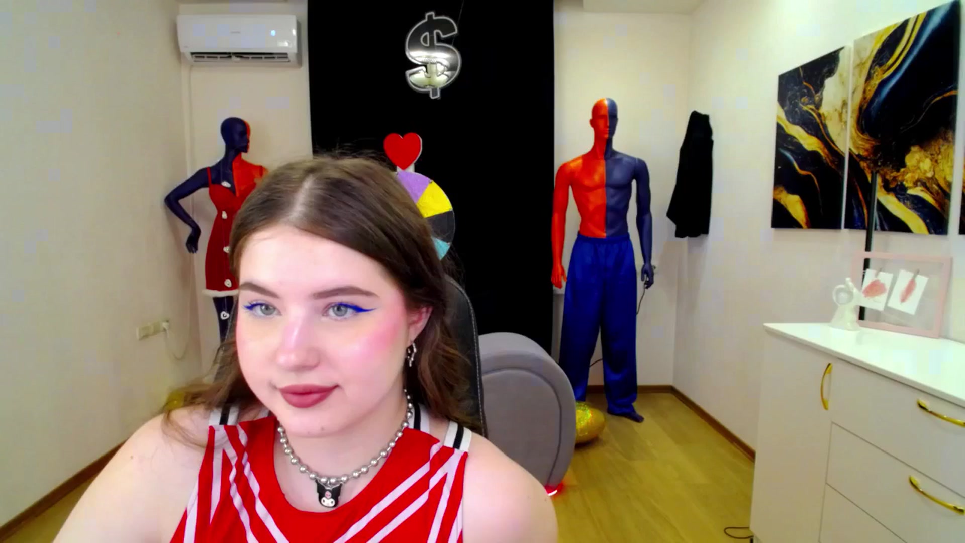 Gallery image thumbnail from AdmireMyEyes's myfreecams stream on, 04/02/2025, 07:47 image 14 of 20