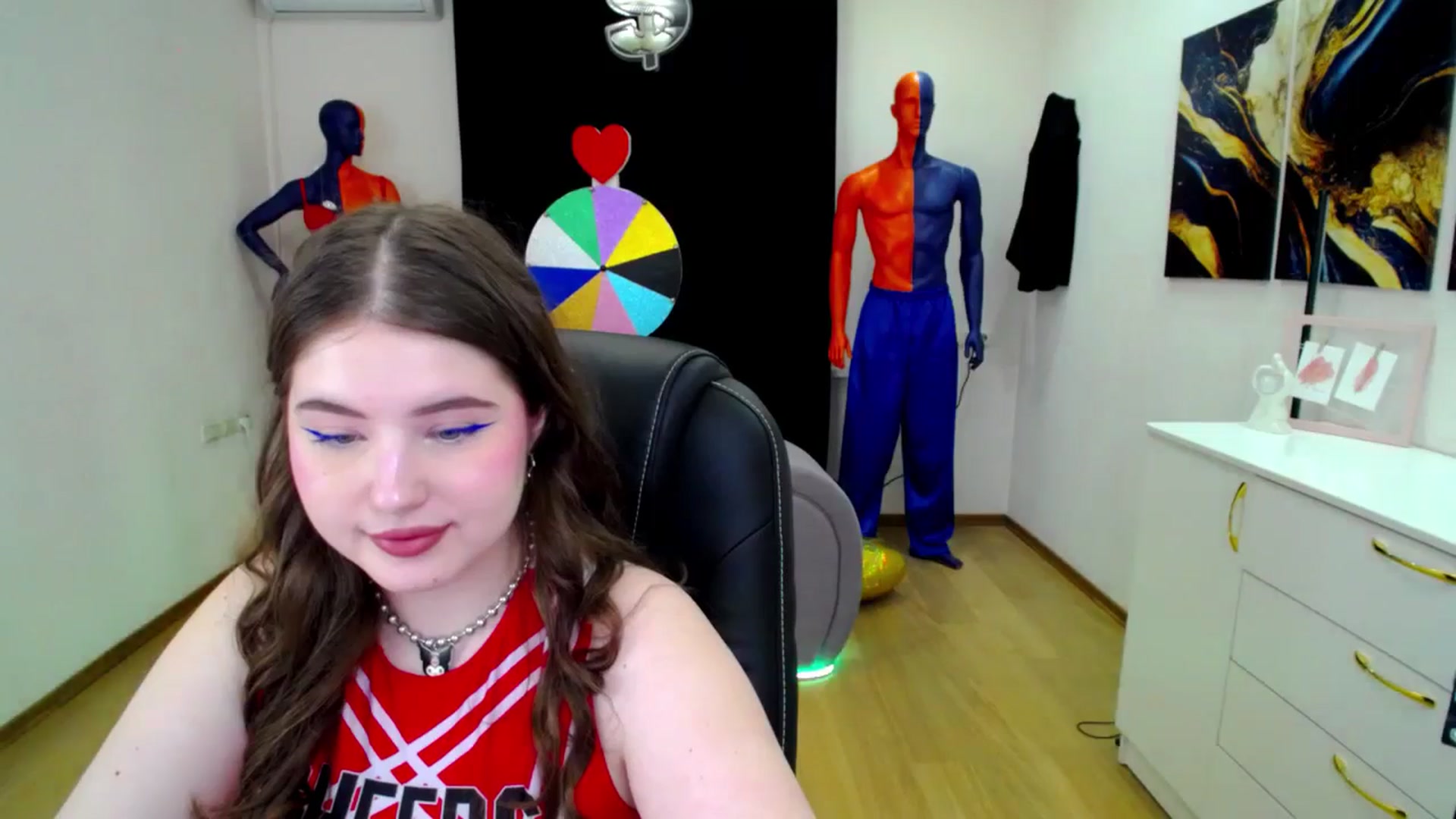 Gallery image thumbnail from AdmireMyEyes's myfreecams stream on, 04/02/2025, 07:47 image 9 of 20