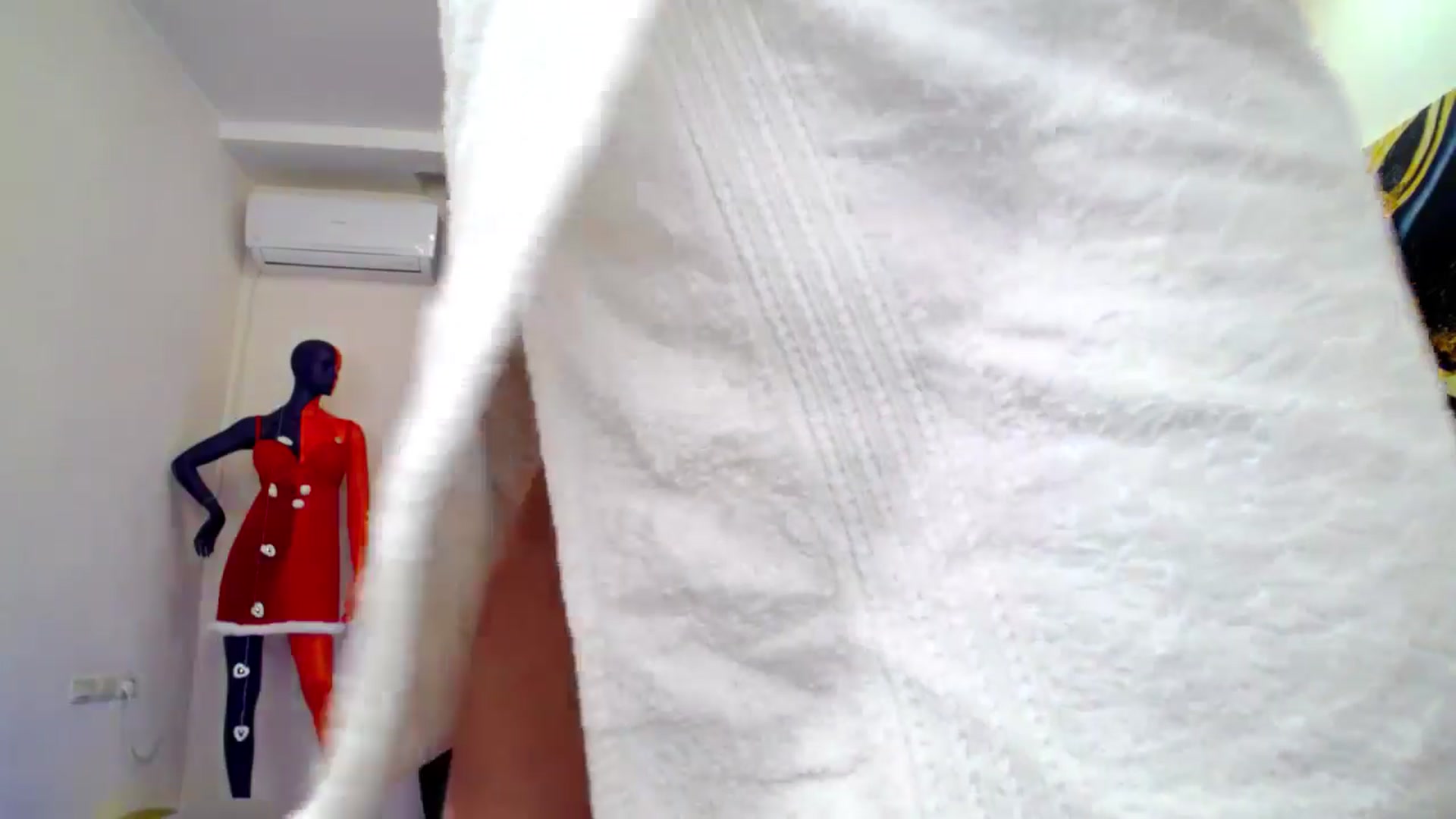 Gallery image thumbnail from AdmireMyEyes's myfreecams stream on, 04/02/2025, 12:02 image 5 of 20
