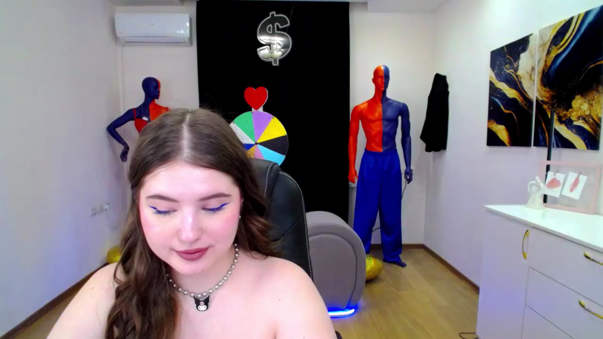 Gallery image thumbnail from AdmireMyEyes's myfreecams stream on, 04/02/2025, 12:02 image 12 of 20