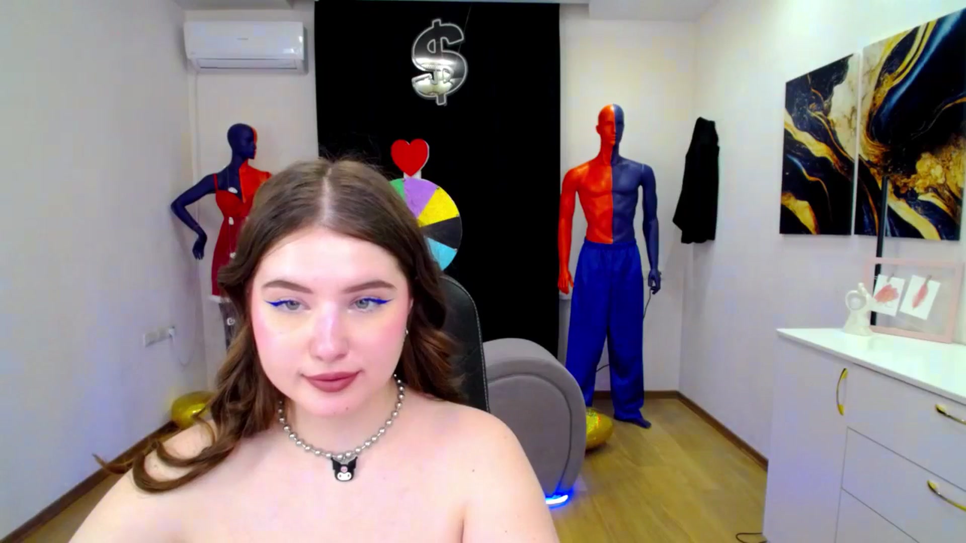 Gallery image thumbnail from AdmireMyEyes's myfreecams stream on, 04/02/2025, 12:02 image 7 of 20