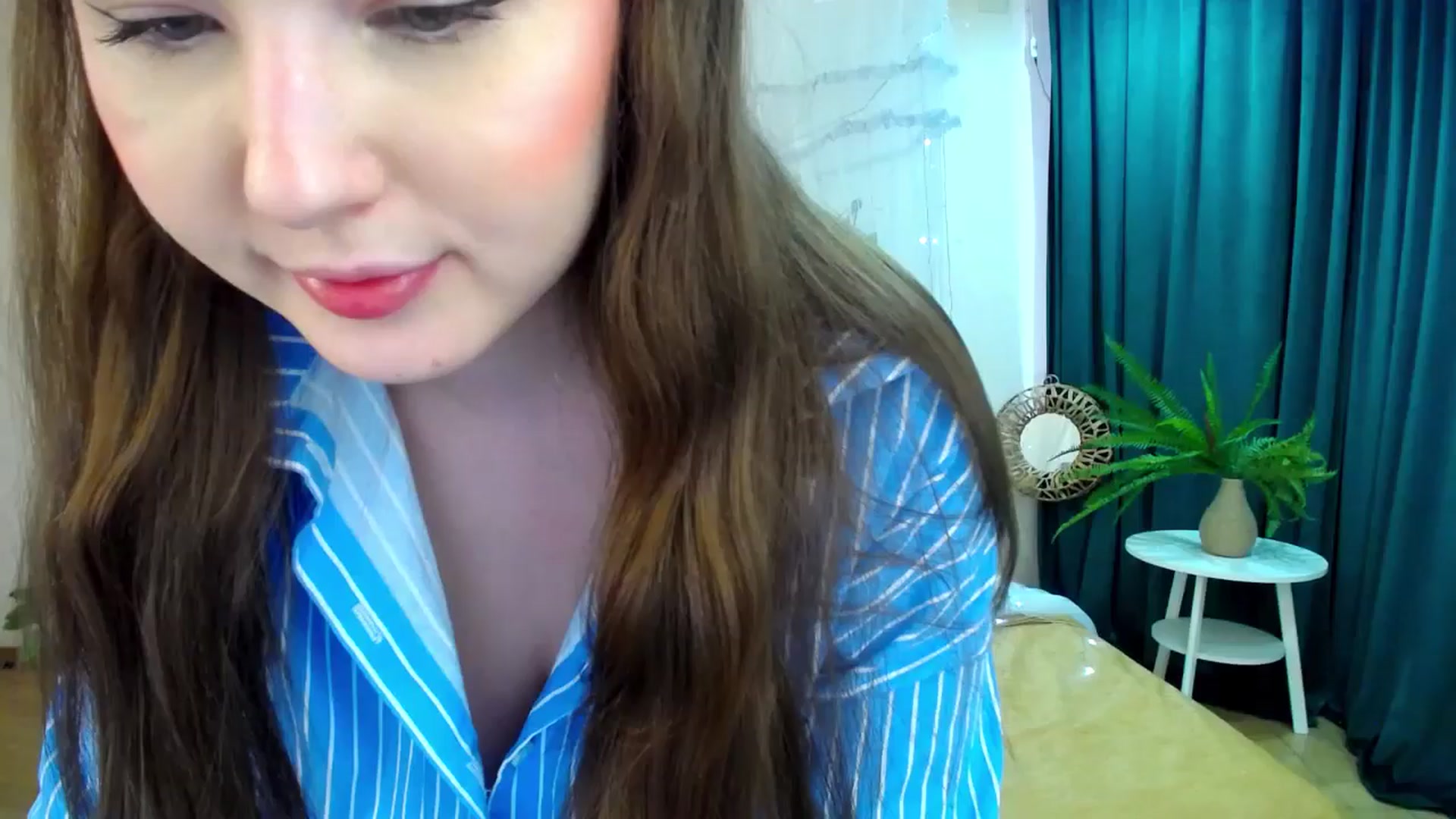 Gallery image thumbnail from AdmireMyEyes's myfreecams stream on, 04/03/2025, 07:47 image 15 of 20