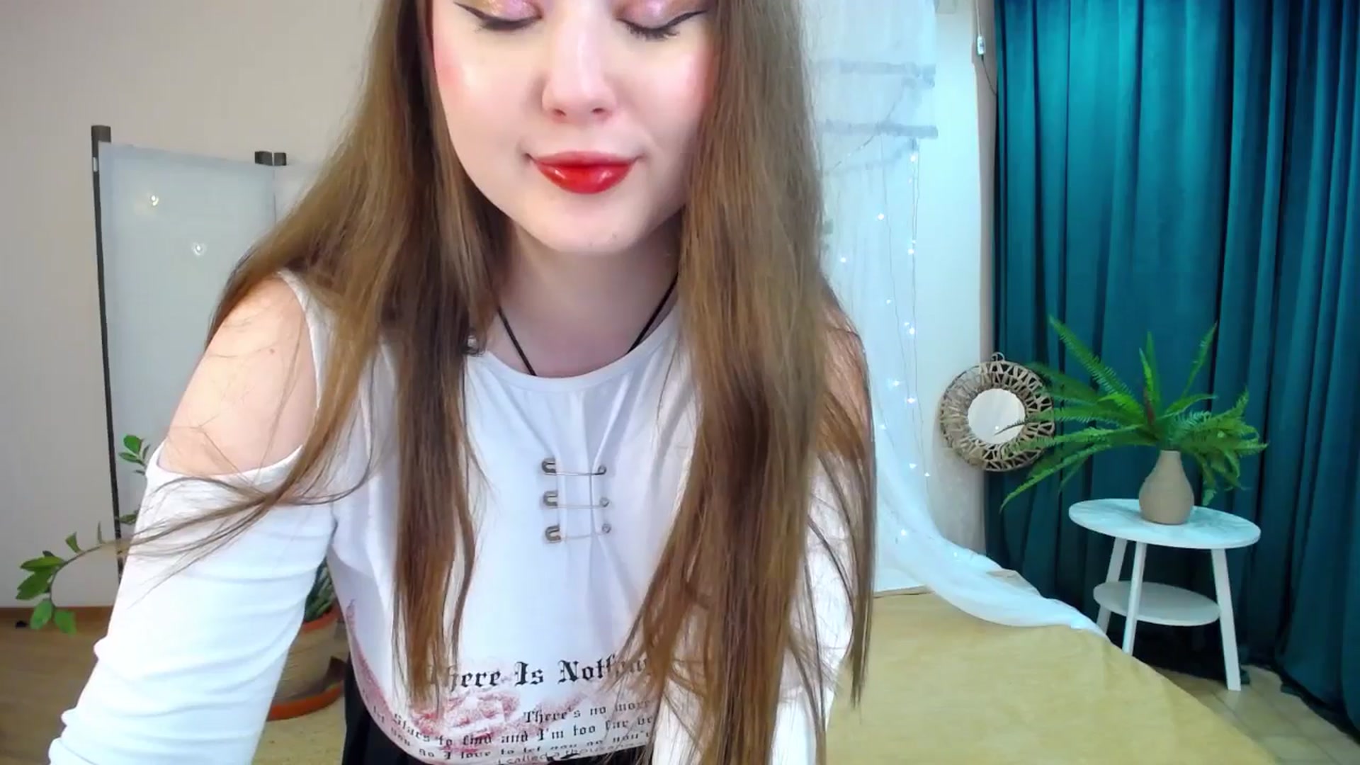 Gallery image thumbnail from AdmireMyEyes's myfreecams stream on, 04/09/2025, 18:57 image 12 of 20