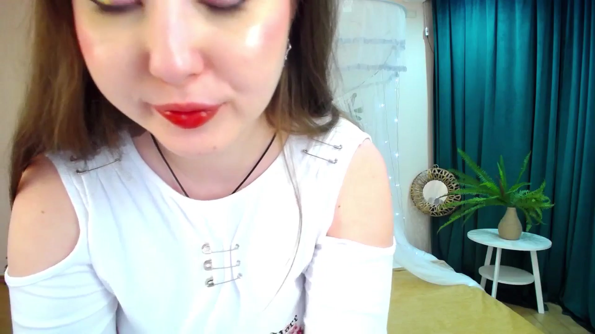 Gallery image thumbnail from AdmireMyEyes's myfreecams stream on, 04/09/2025, 19:46 image 19 of 20
