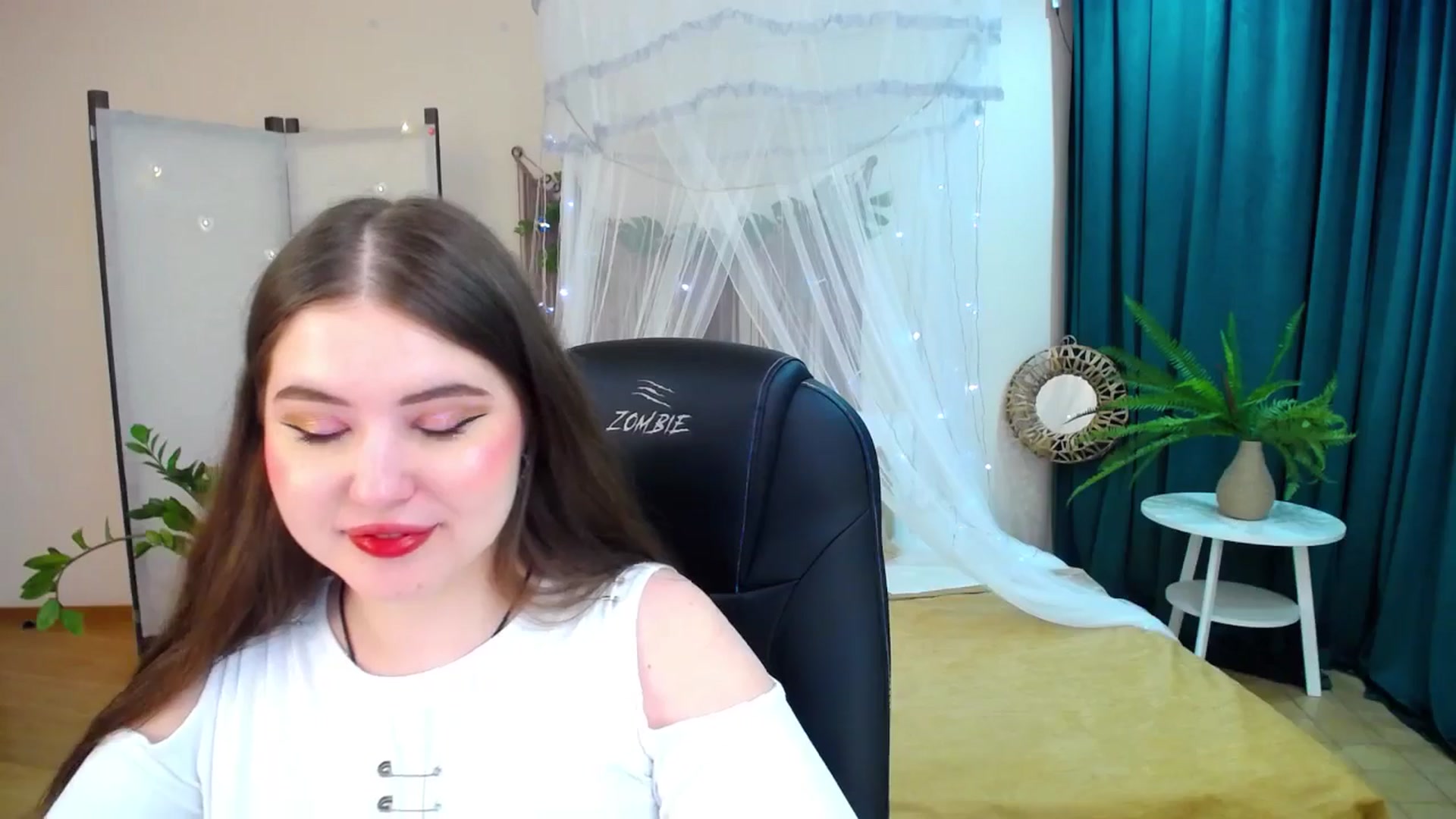 Gallery image thumbnail from AdmireMyEyes's myfreecams stream on, 04/09/2025, 19:46 image 17 of 20