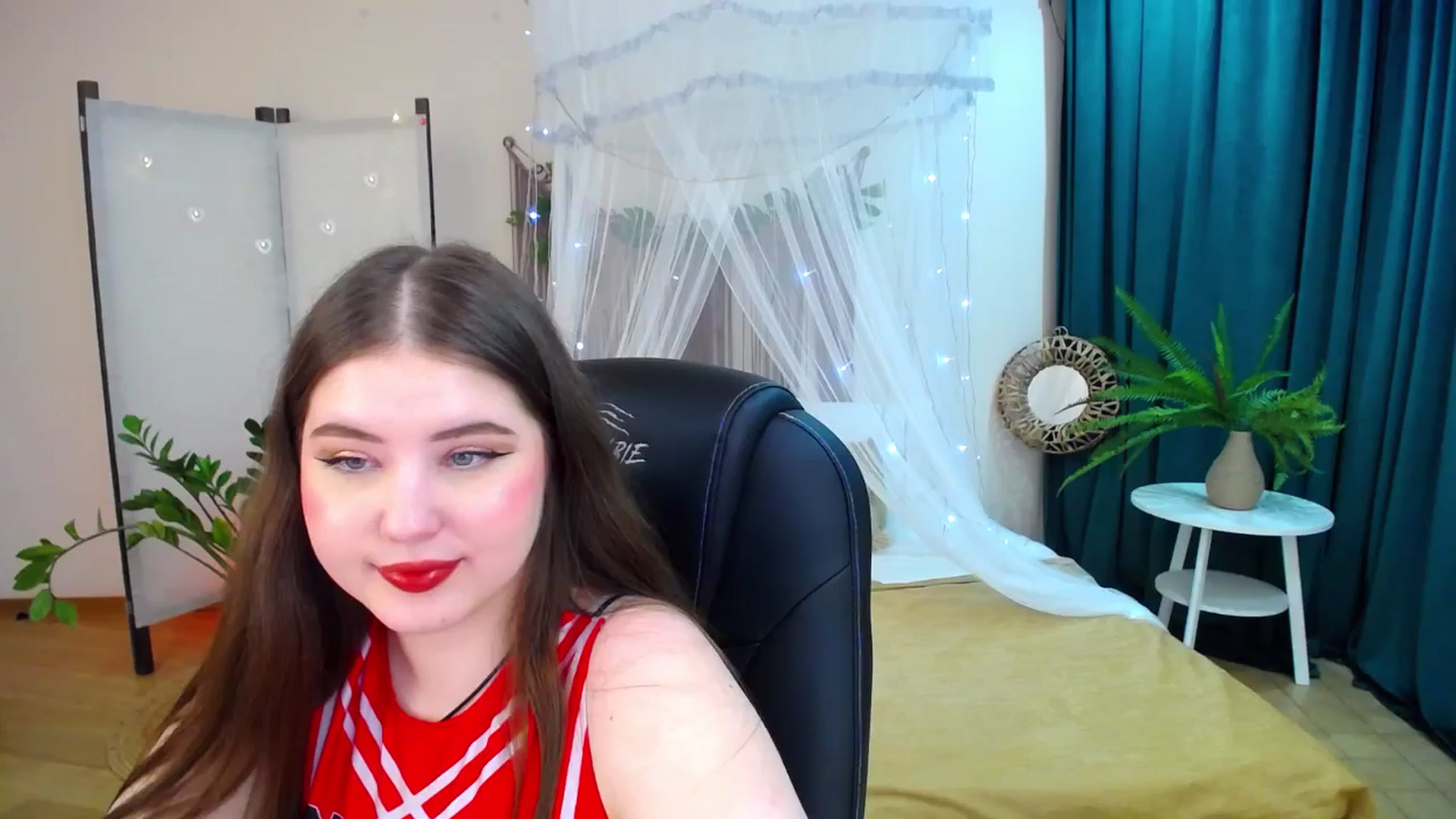 Gallery image thumbnail from AdmireMyEyes's myfreecams stream on, 04/09/2025, 21:06 image 19 of 20