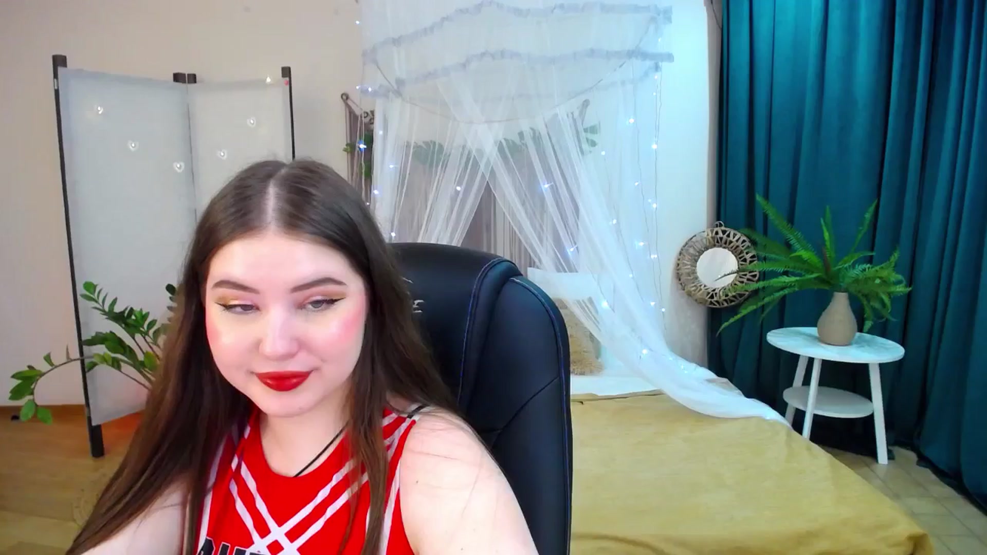 Gallery image thumbnail from AdmireMyEyes's myfreecams stream on, 04/09/2025, 21:06 image 18 of 20