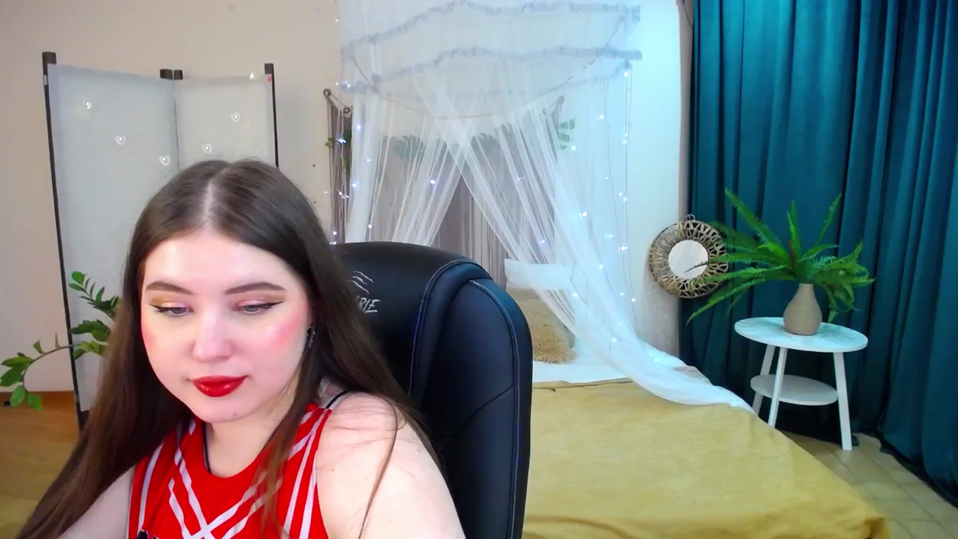 Gallery image thumbnail from AdmireMyEyes's myfreecams stream on, 04/09/2025, 22:47 image 11 of 20