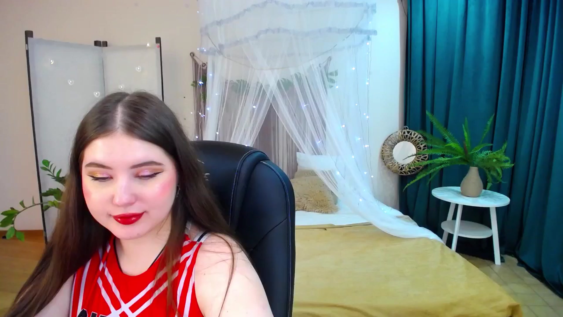 Gallery image thumbnail from AdmireMyEyes's myfreecams stream on, 04/09/2025, 22:47 image 12 of 20