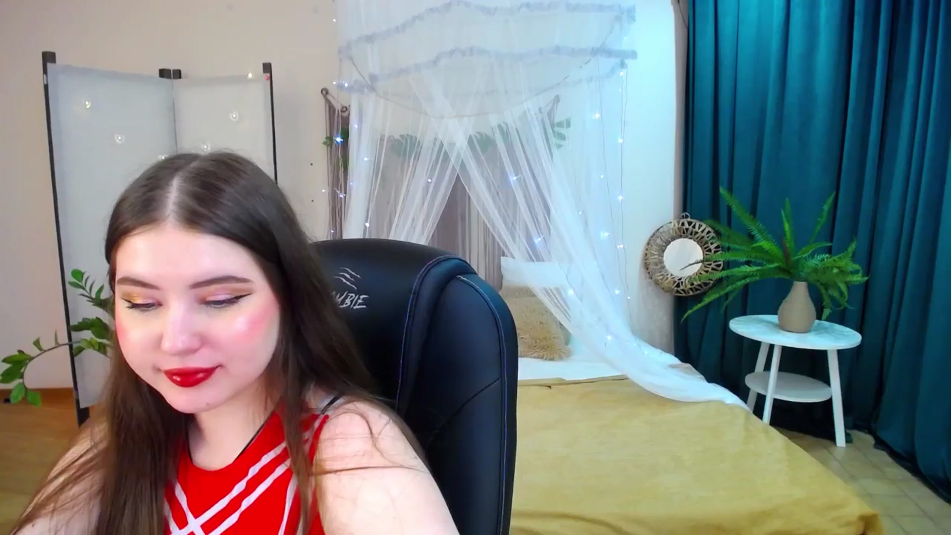 Gallery image thumbnail from AdmireMyEyes's myfreecams stream on, 04/09/2025, 22:47 image 20 of 20