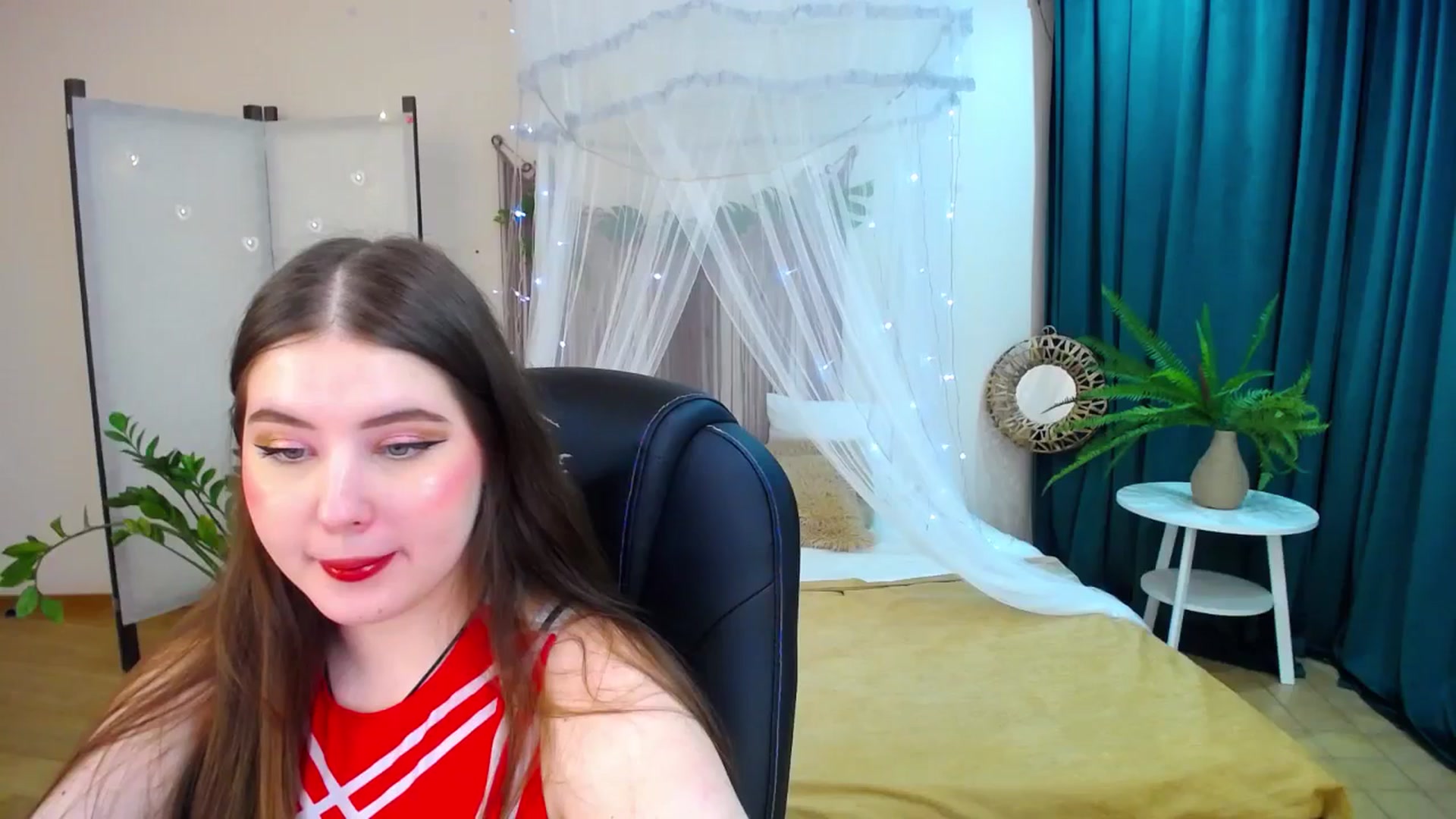 Gallery image thumbnail from AdmireMyEyes's myfreecams stream on, 04/09/2025, 22:47 image 17 of 20