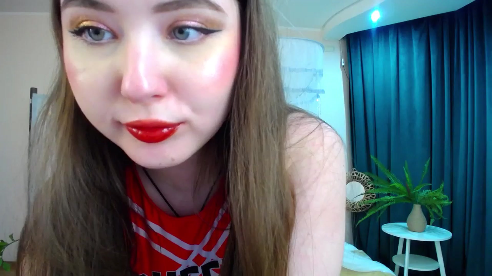 Gallery image thumbnail from AdmireMyEyes's myfreecams stream on, 04/09/2025, 23:29 image 19 of 20