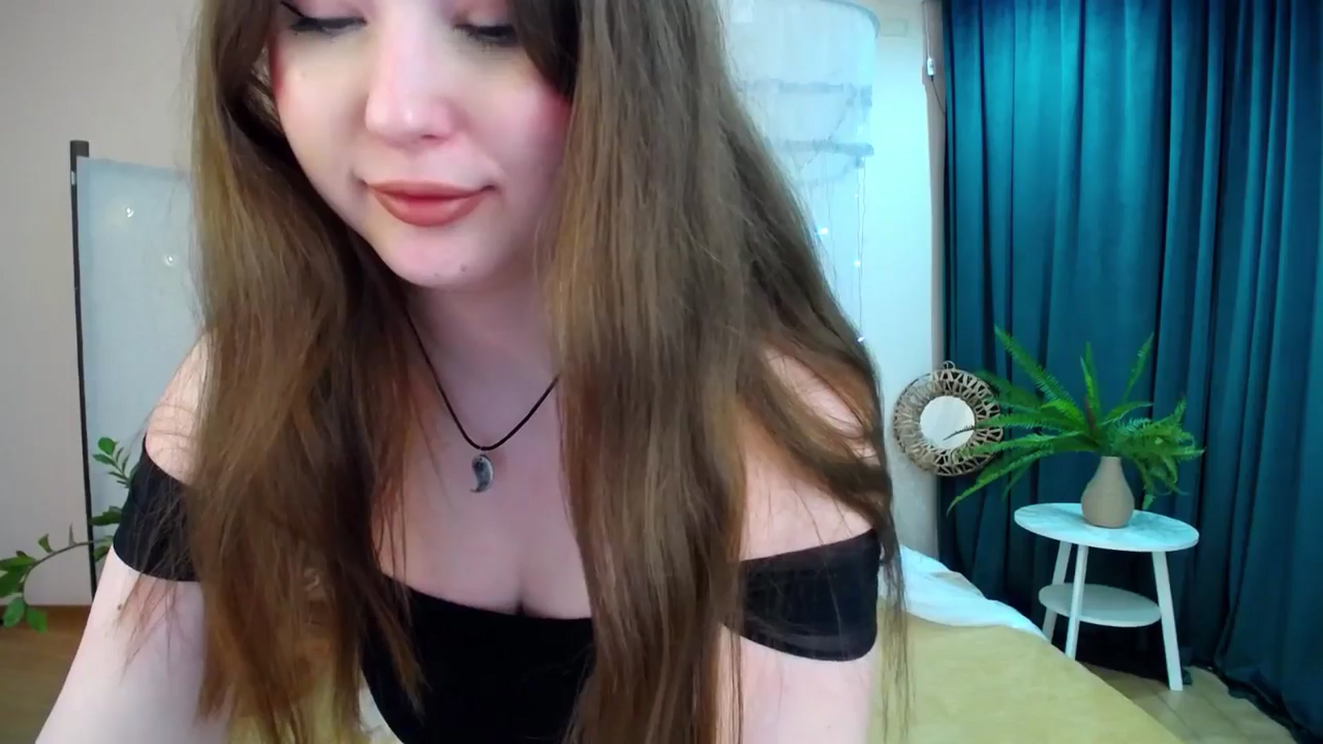 Gallery image thumbnail from AdmireMyEyes's myfreecams stream on, 04/10/2025, 18:56 image 14 of 20