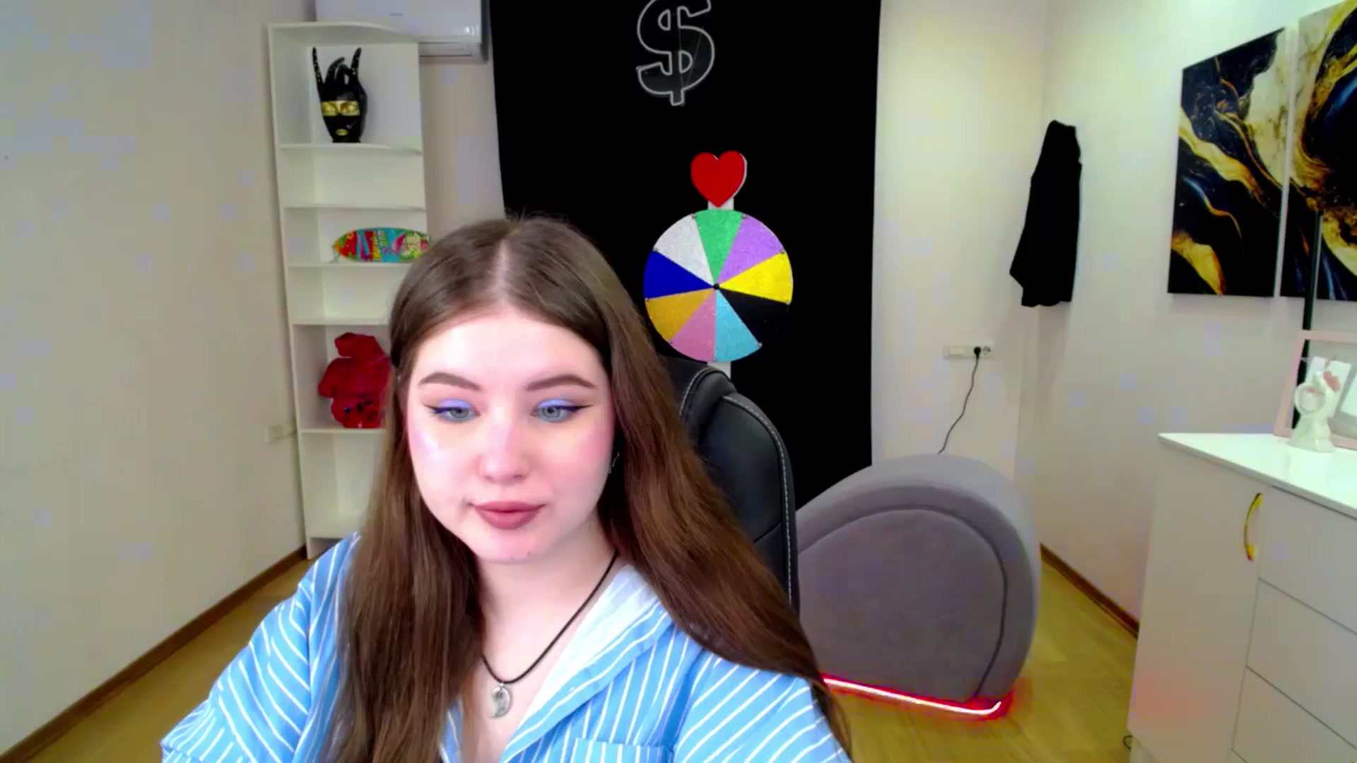 Gallery image thumbnail from AdmireMyEyes's myfreecams stream on, 04/11/2025, 19:48 image 3 of 20