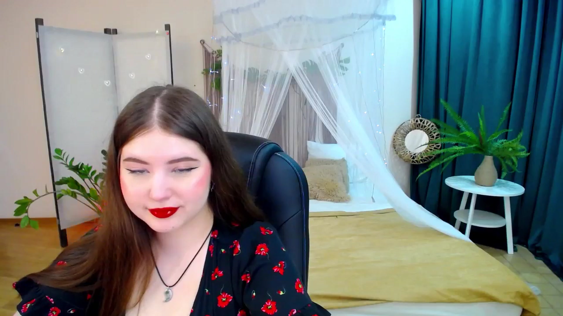 Gallery image thumbnail from AdmireMyEyes's myfreecams stream on, 04/12/2025, 18:59 image 6 of 20