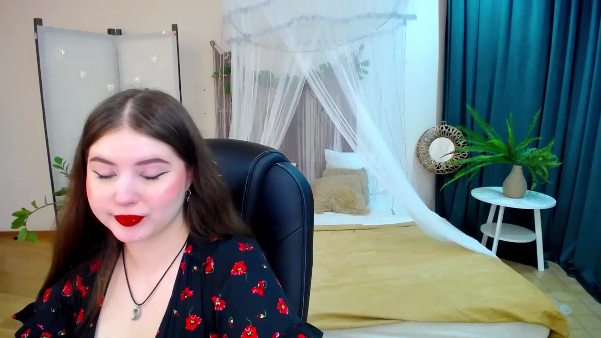 Gallery image thumbnail from AdmireMyEyes's myfreecams stream on, 04/12/2025, 18:59 image 13 of 20