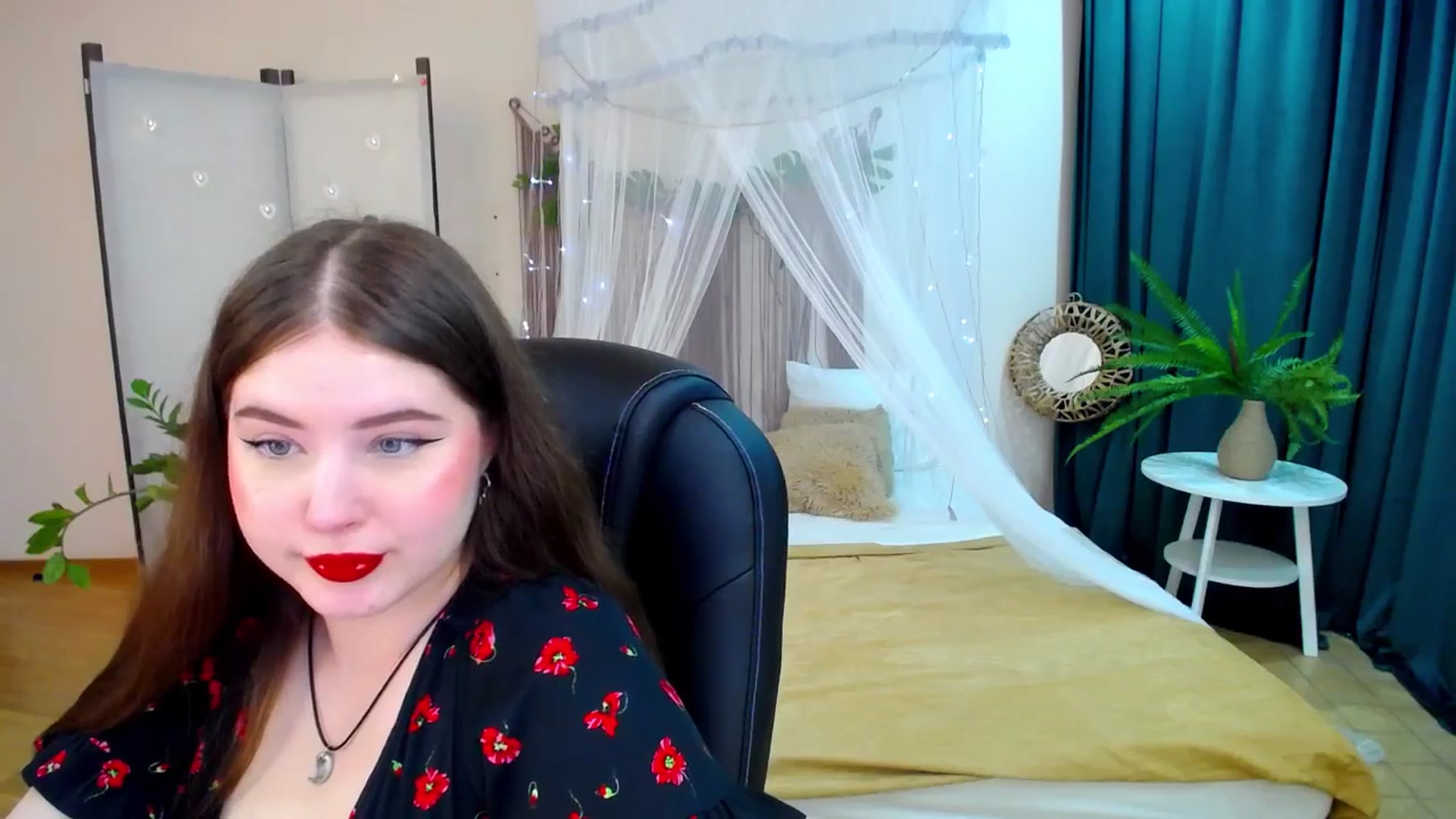 Gallery image thumbnail from AdmireMyEyes's myfreecams stream on, 04/12/2025, 18:59 image 14 of 20
