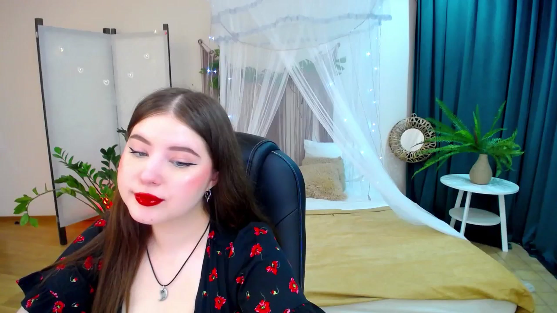 Gallery image thumbnail from AdmireMyEyes's myfreecams stream on, 04/12/2025, 18:59 image 7 of 20