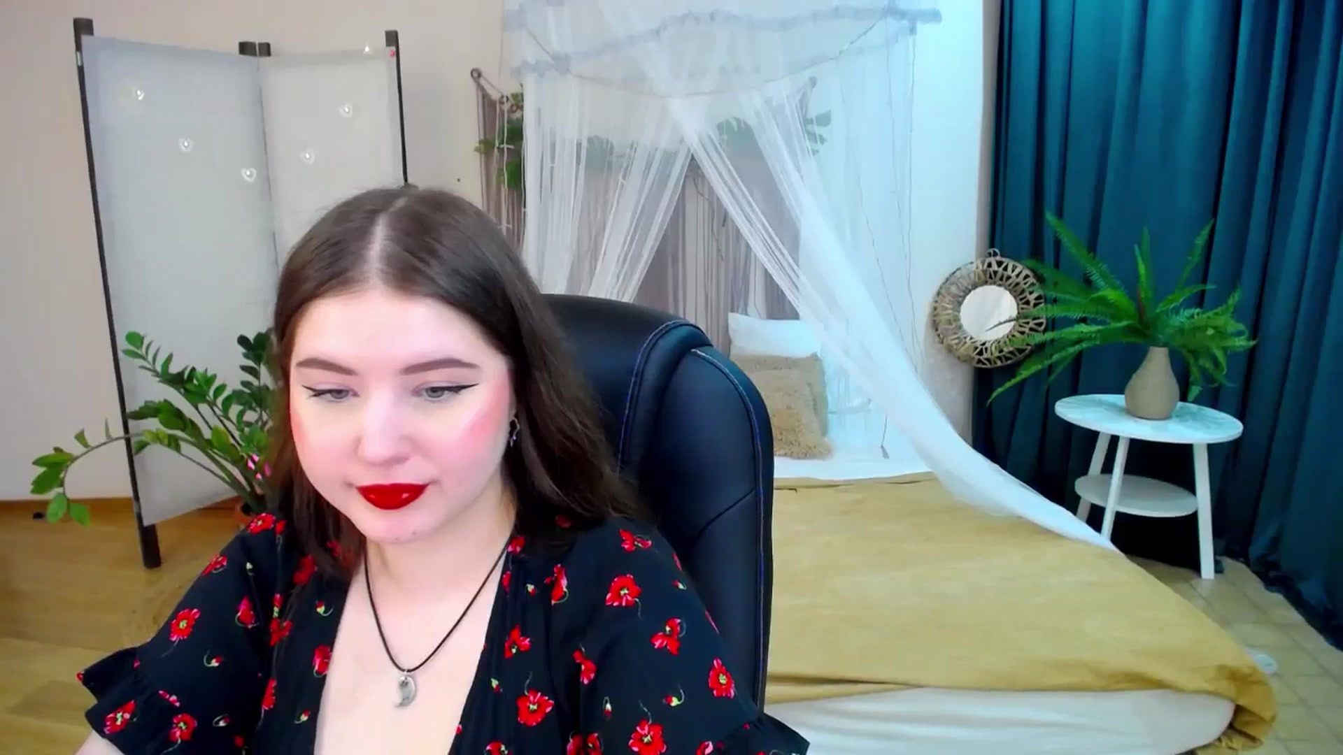 Gallery image thumbnail from AdmireMyEyes's myfreecams stream on, 04/12/2025, 19:47 image 8 of 20