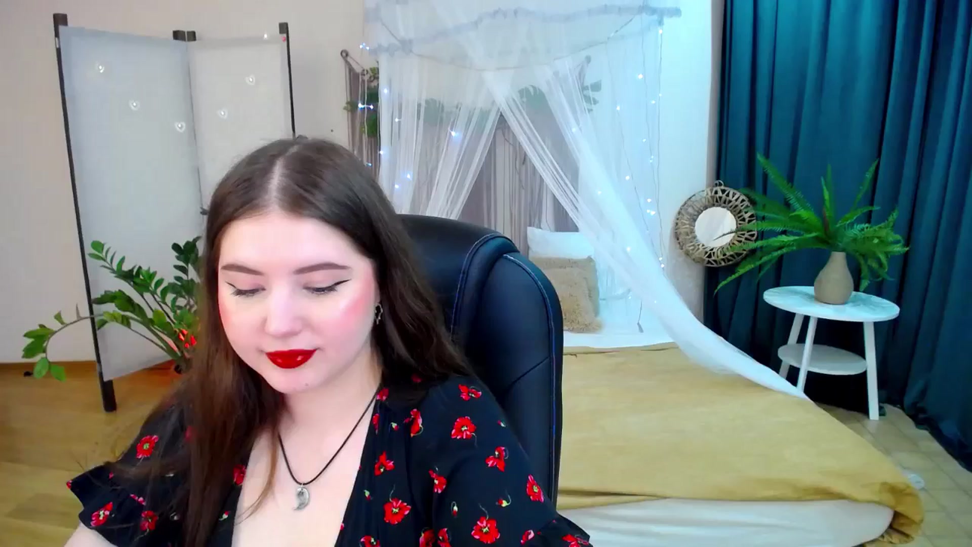 Gallery image thumbnail from AdmireMyEyes's myfreecams stream on, 04/12/2025, 19:47 image 11 of 20