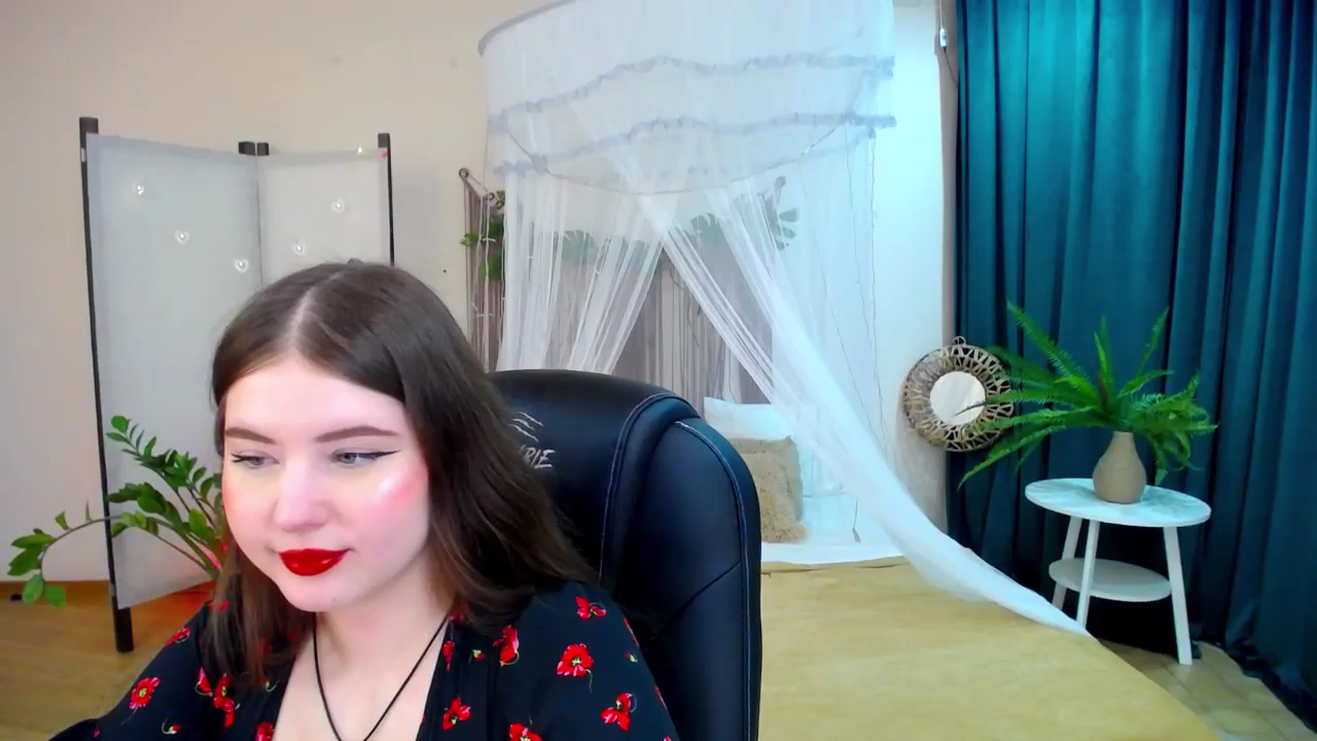 Gallery image thumbnail from AdmireMyEyes's myfreecams stream on, 04/12/2025, 19:47 image 18 of 20