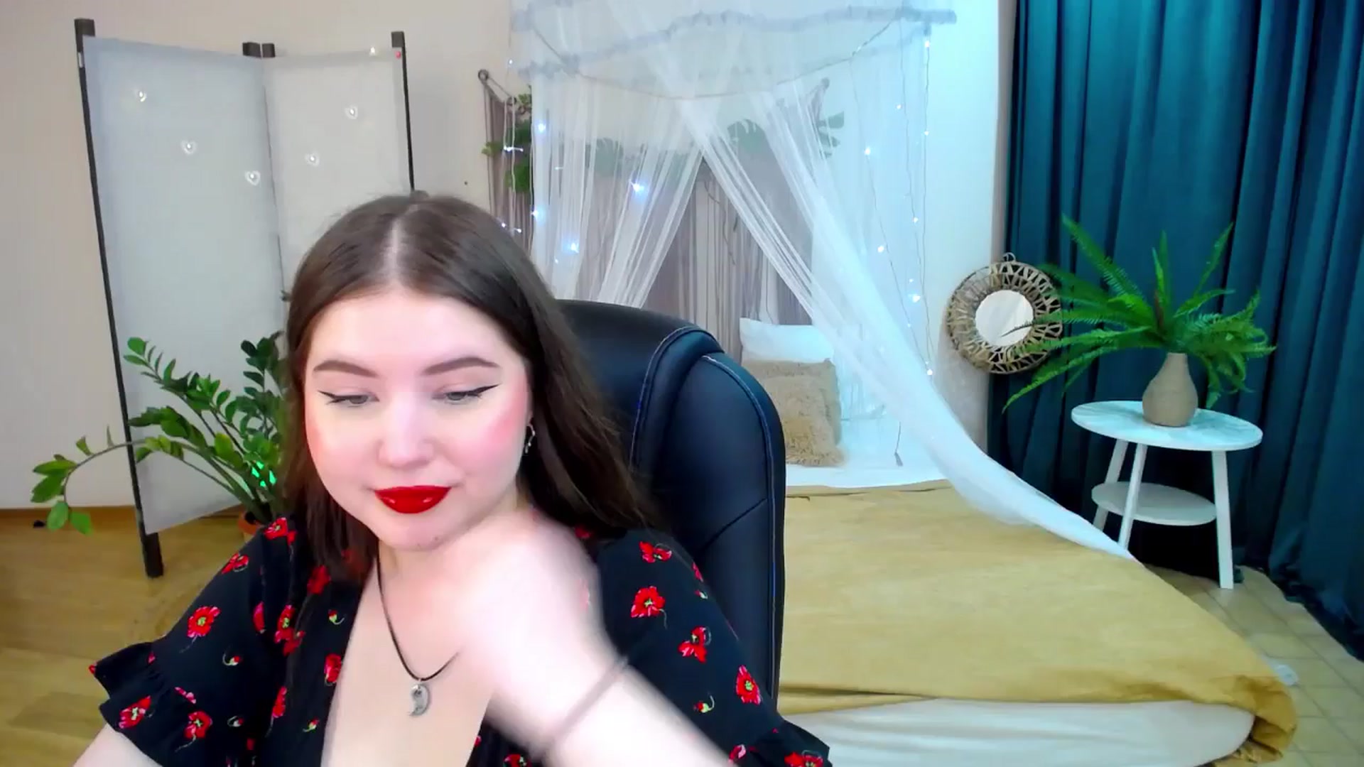 Gallery image thumbnail from AdmireMyEyes's myfreecams stream on, 04/12/2025, 19:47 image 6 of 20