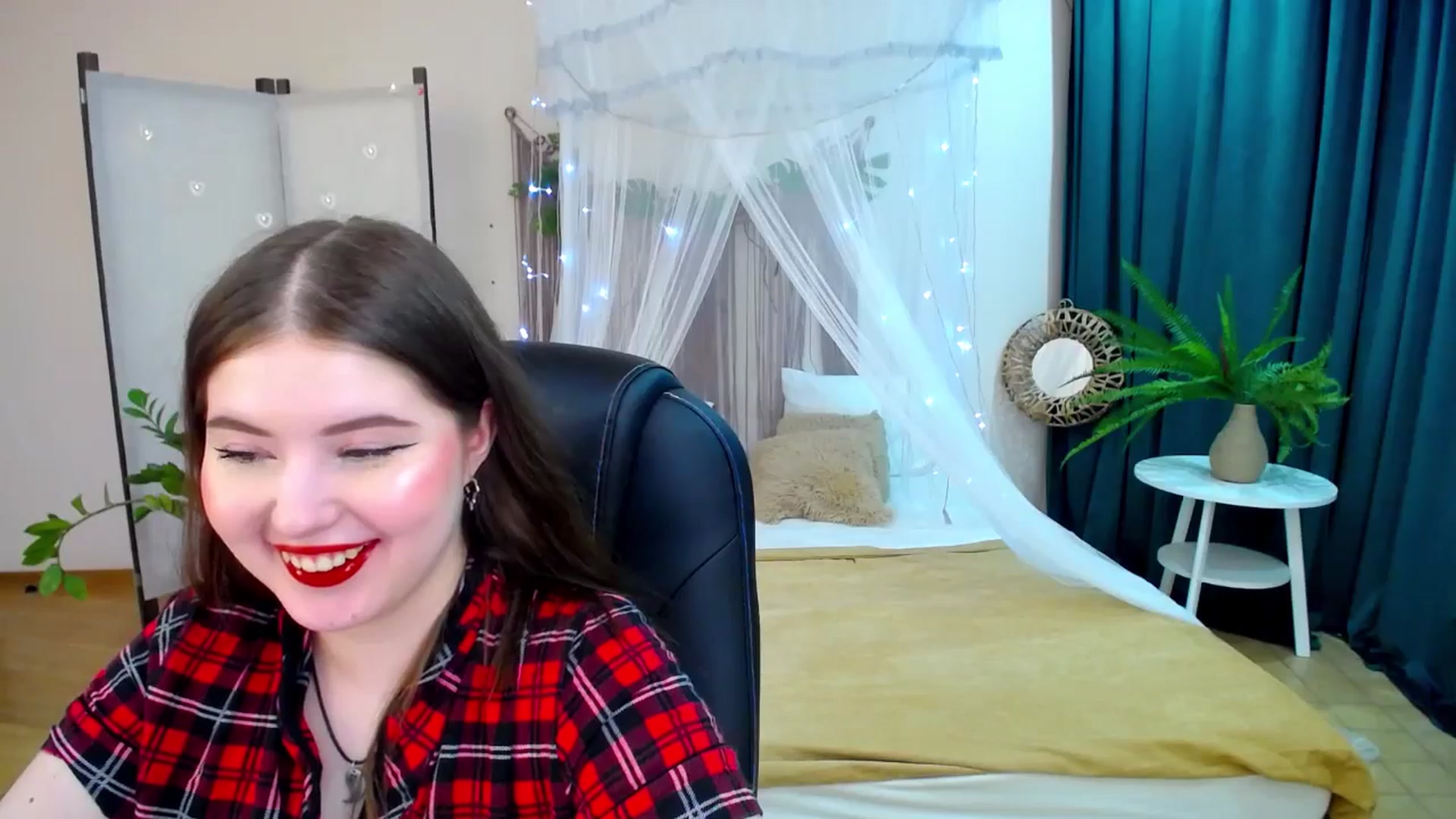 Gallery image thumbnail from AdmireMyEyes's myfreecams stream on, 04/12/2025, 21:49 image 12 of 20