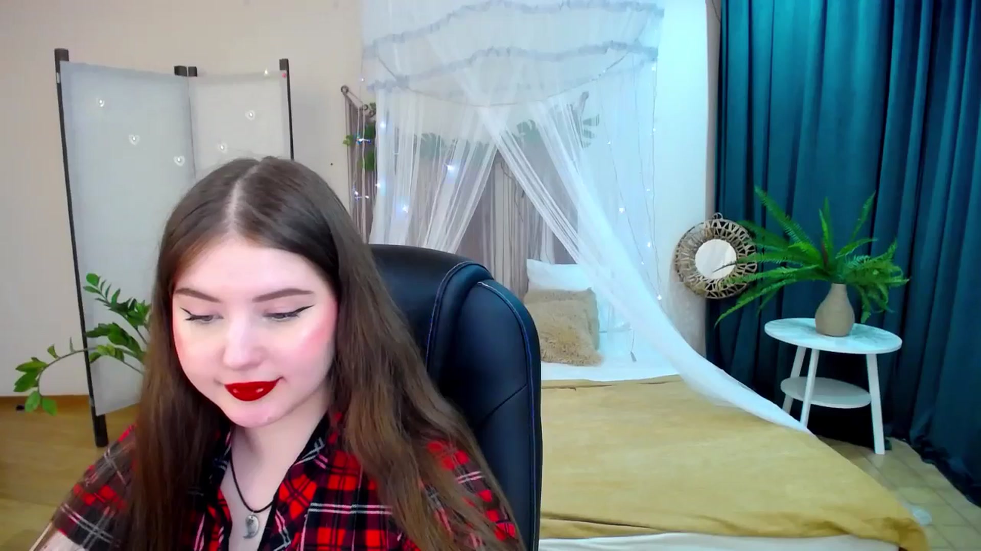Gallery image thumbnail from AdmireMyEyes's myfreecams stream on, 04/12/2025, 21:49 image 17 of 20