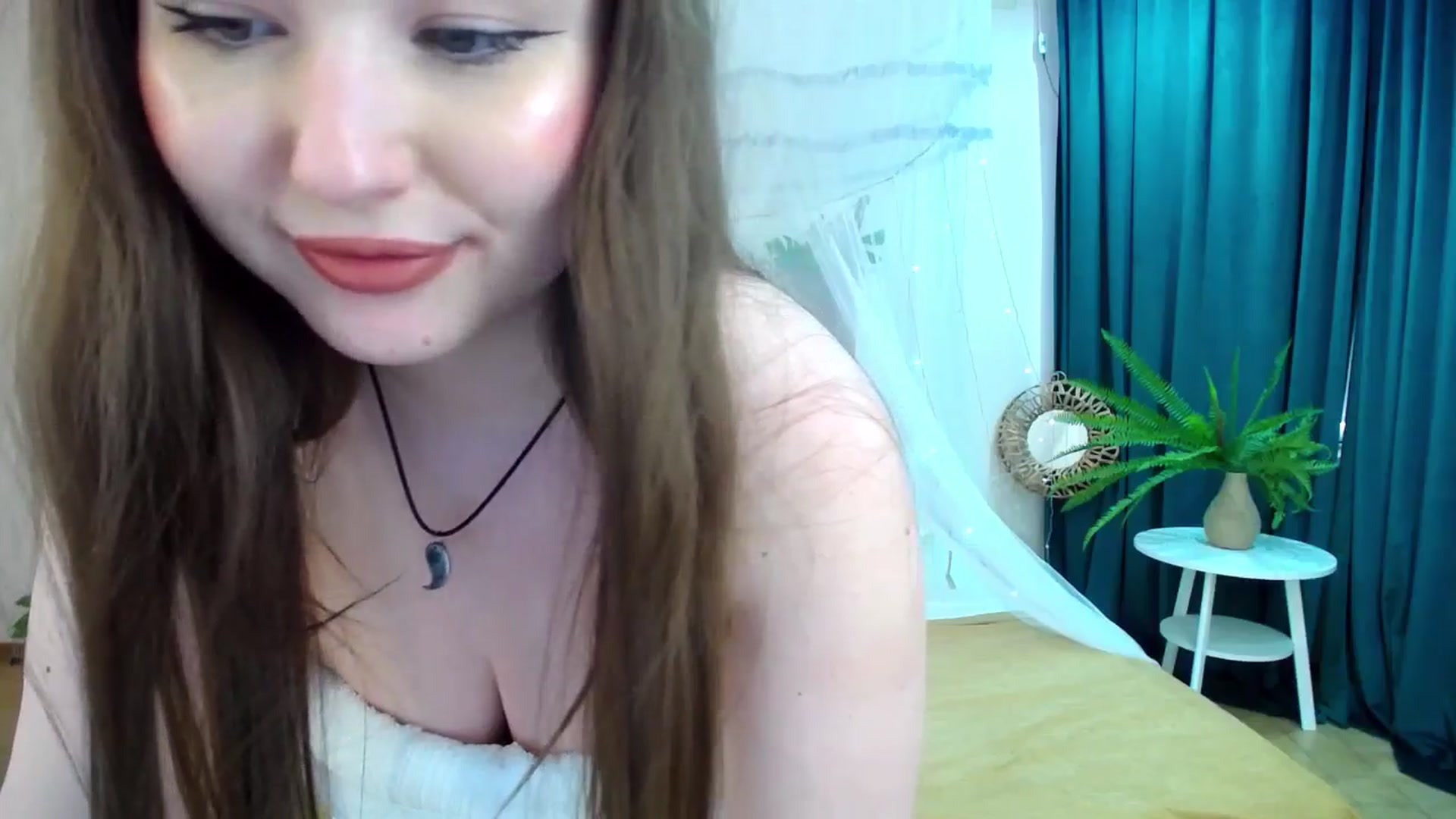 Gallery image thumbnail from AdmireMyEyes's myfreecams stream on, 04/15/2025, 11:34 image 6 of 20