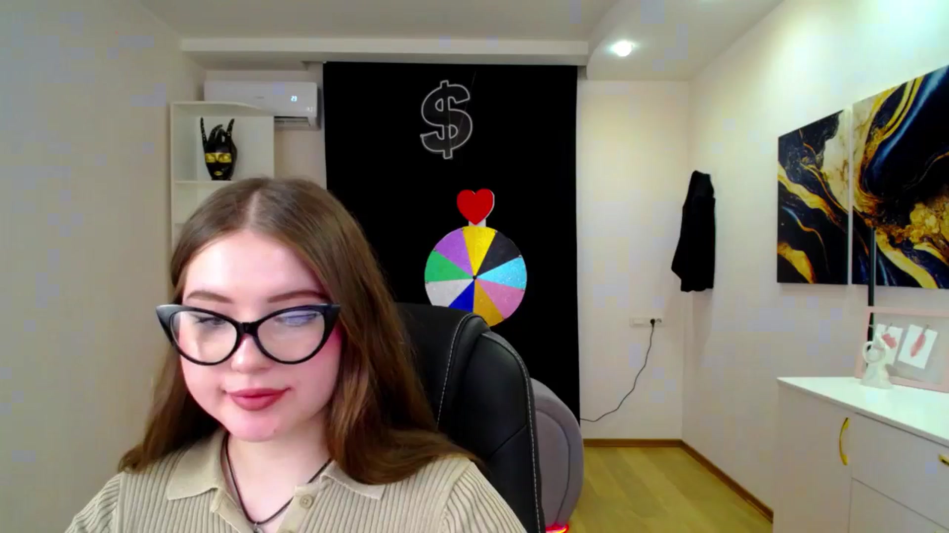 Gallery image thumbnail from AdmireMyEyes's myfreecams stream on, 04/16/2025, 07:48 image 13 of 20