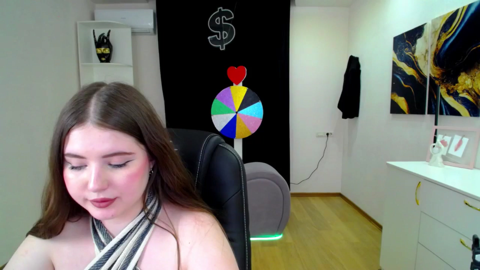 Gallery image thumbnail from AdmireMyEyes's myfreecams stream on, 04/16/2025, 09:49 image 11 of 20