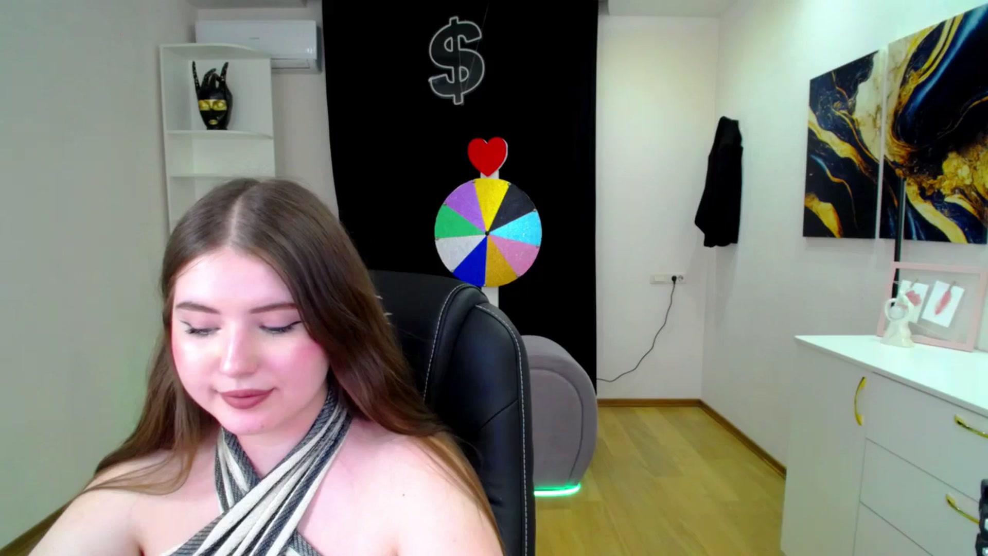 Gallery image thumbnail from AdmireMyEyes's myfreecams stream on, 04/16/2025, 10:38 image 8 of 20