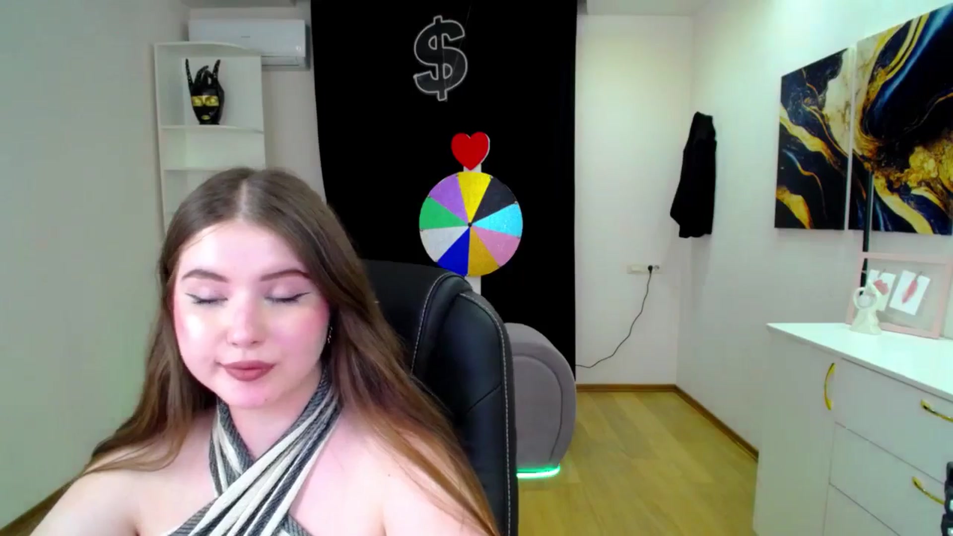 Gallery image thumbnail from AdmireMyEyes's myfreecams stream on, 04/16/2025, 10:38 image 6 of 20