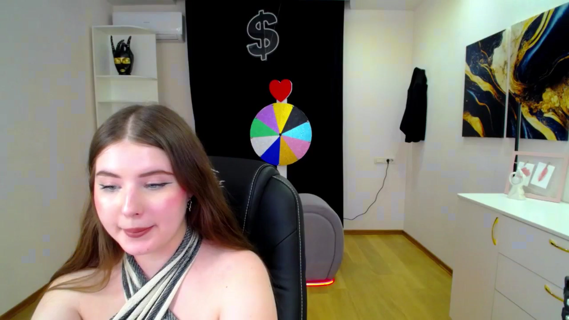 Gallery image thumbnail from AdmireMyEyes's myfreecams stream on, 04/16/2025, 10:38 image 11 of 20