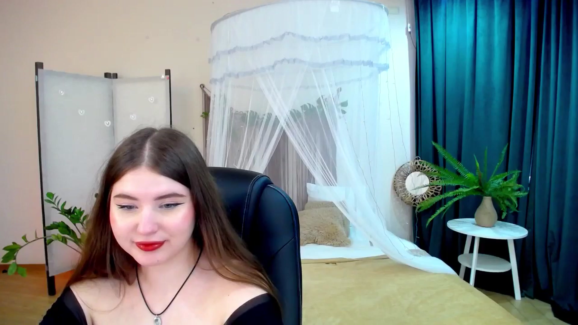Gallery image thumbnail from AdmireMyEyes's myfreecams stream on, 04/17/2025, 09:47 image 10 of 20