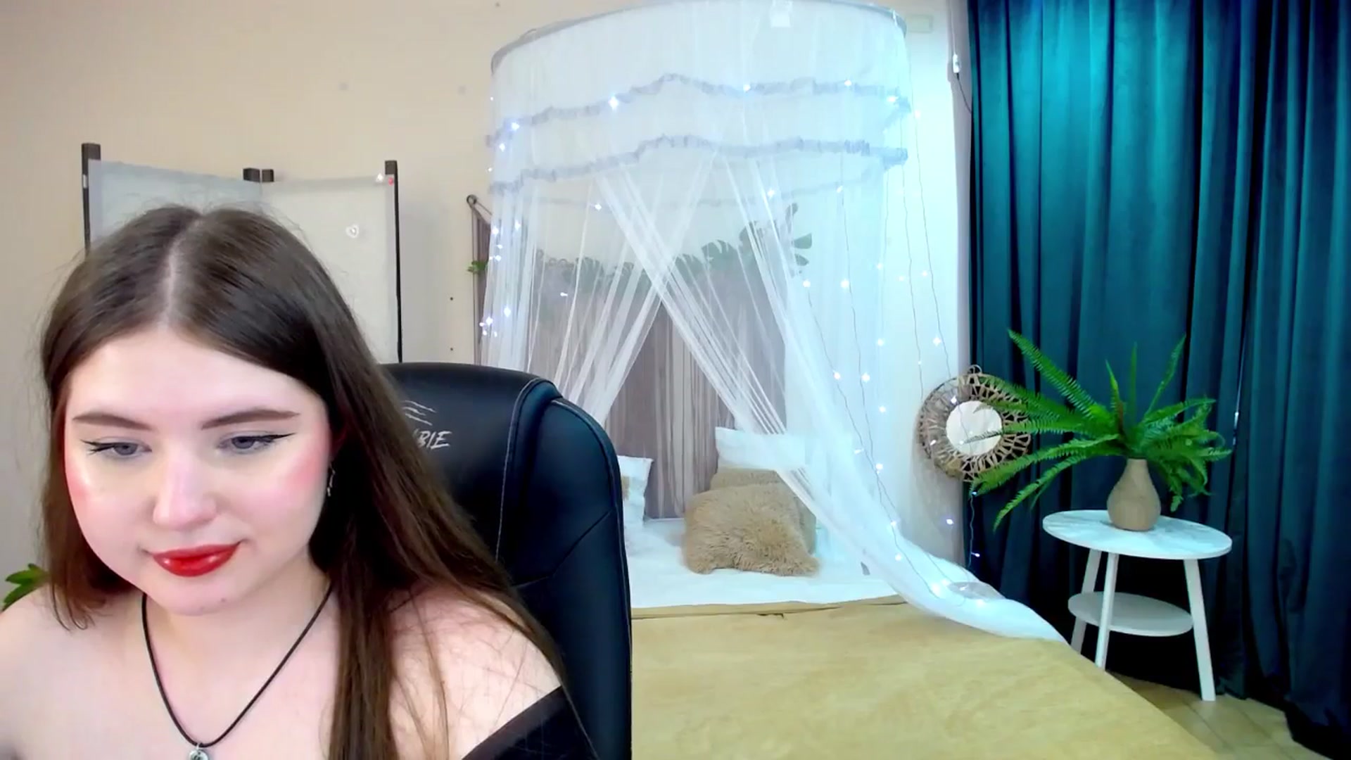 Gallery image thumbnail from AdmireMyEyes's myfreecams stream on, 04/17/2025, 09:47 image 20 of 20