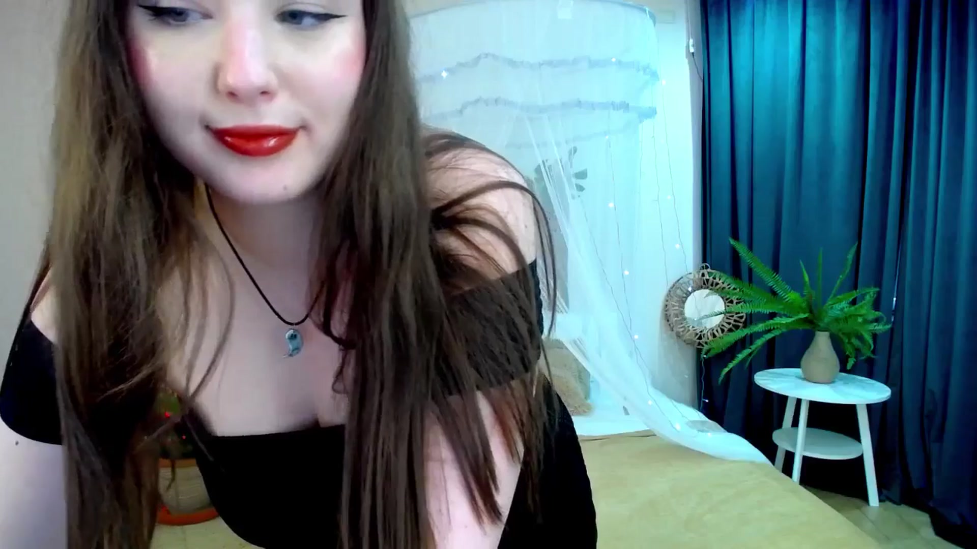 Gallery image thumbnail from AdmireMyEyes's myfreecams stream on, 04/17/2025, 10:14 image 11 of 20