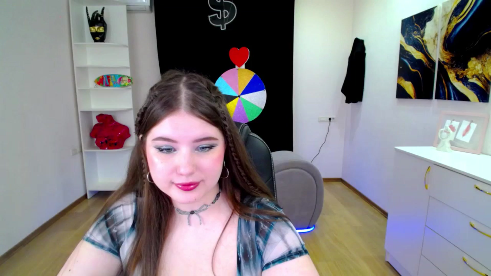 Gallery image thumbnail from AdmireMyEyes's myfreecams stream on, 04/18/2025, 18:54 image 3 of 20