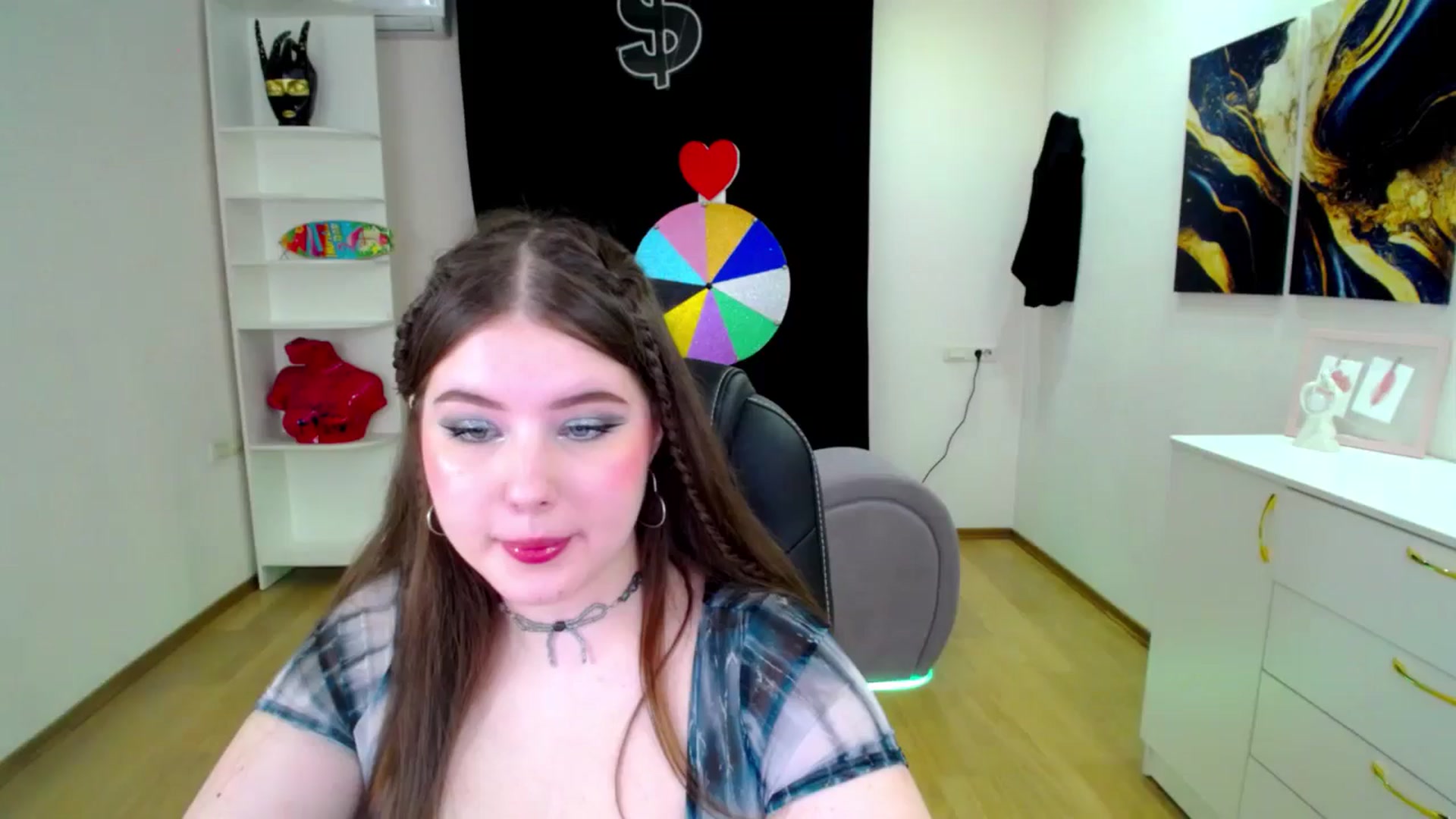 Gallery image thumbnail from AdmireMyEyes's myfreecams stream on, 04/18/2025, 18:54 image 8 of 20