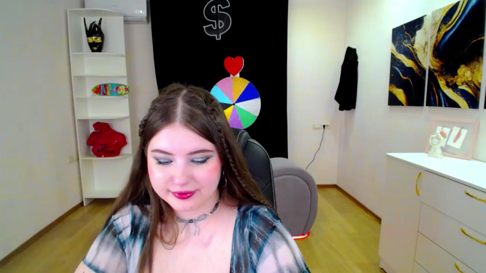Gallery image thumbnail from AdmireMyEyes's myfreecams stream on, 04/18/2025, 19:46 image 4 of 20