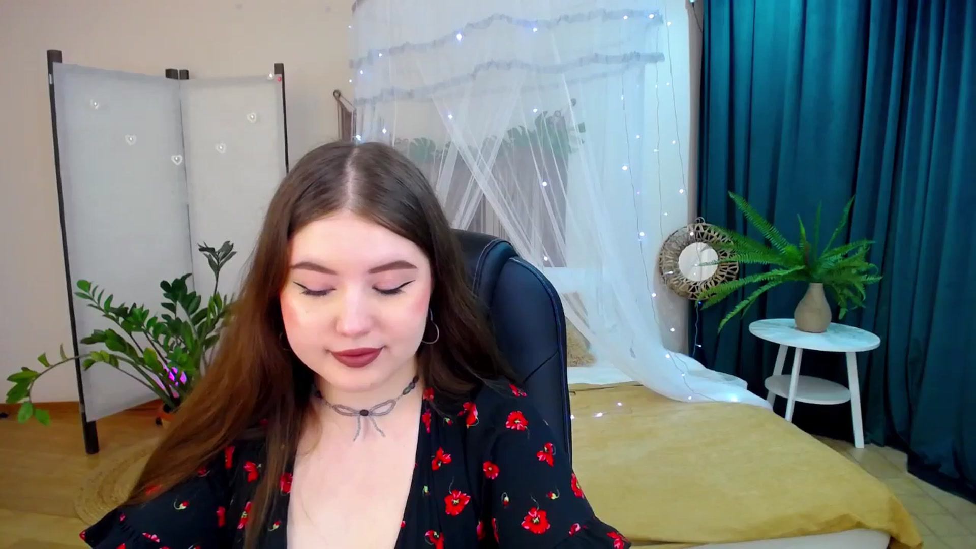 Gallery image thumbnail from AdmireMyEyes's myfreecams stream on, 04/19/2025, 18:48 image 8 of 20