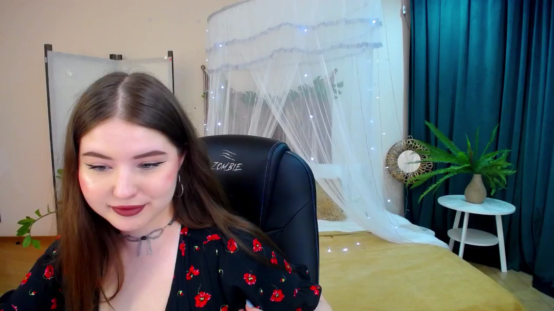 Gallery image thumbnail from AdmireMyEyes's myfreecams stream on, 04/19/2025, 19:38 image 20 of 20