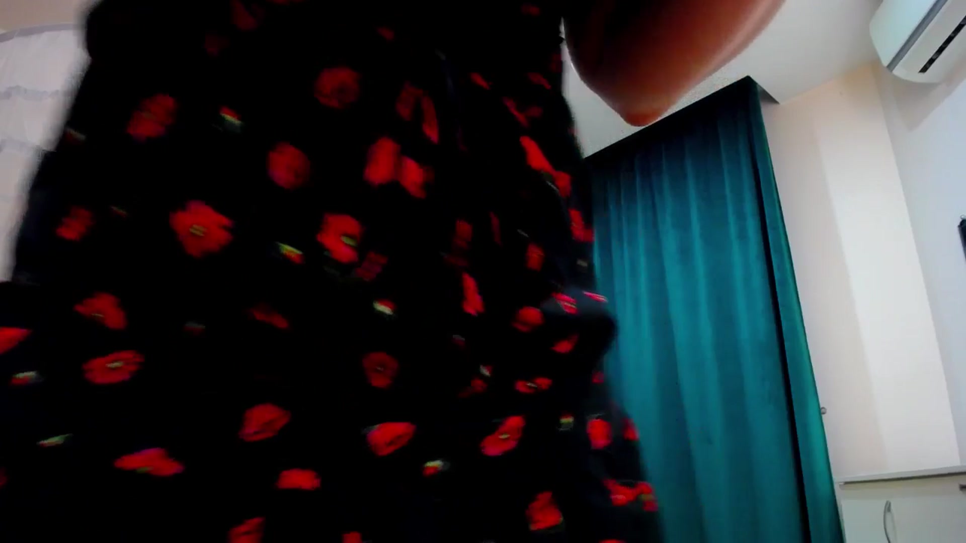 Gallery image thumbnail from AdmireMyEyes's myfreecams stream on, 04/19/2025, 19:38 image 14 of 20