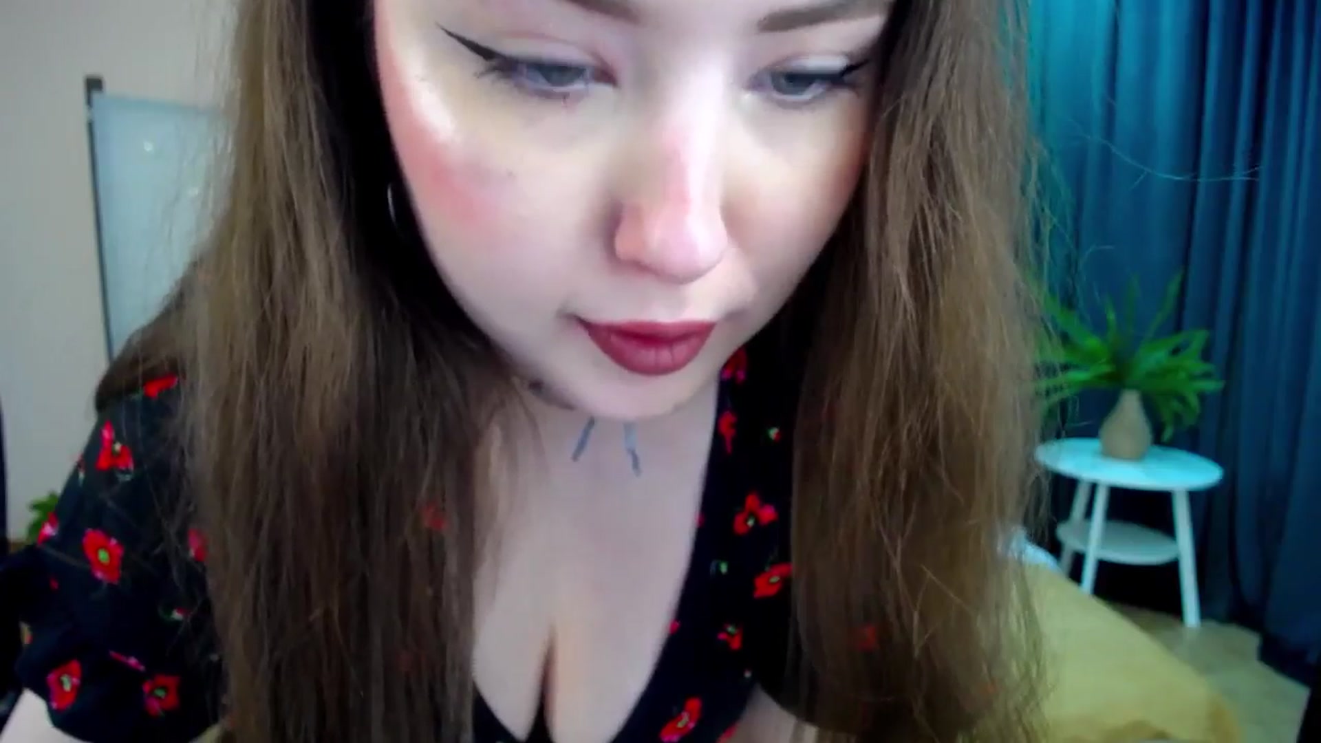 Gallery image thumbnail from AdmireMyEyes's myfreecams stream on, 04/19/2025, 19:38 image 12 of 20
