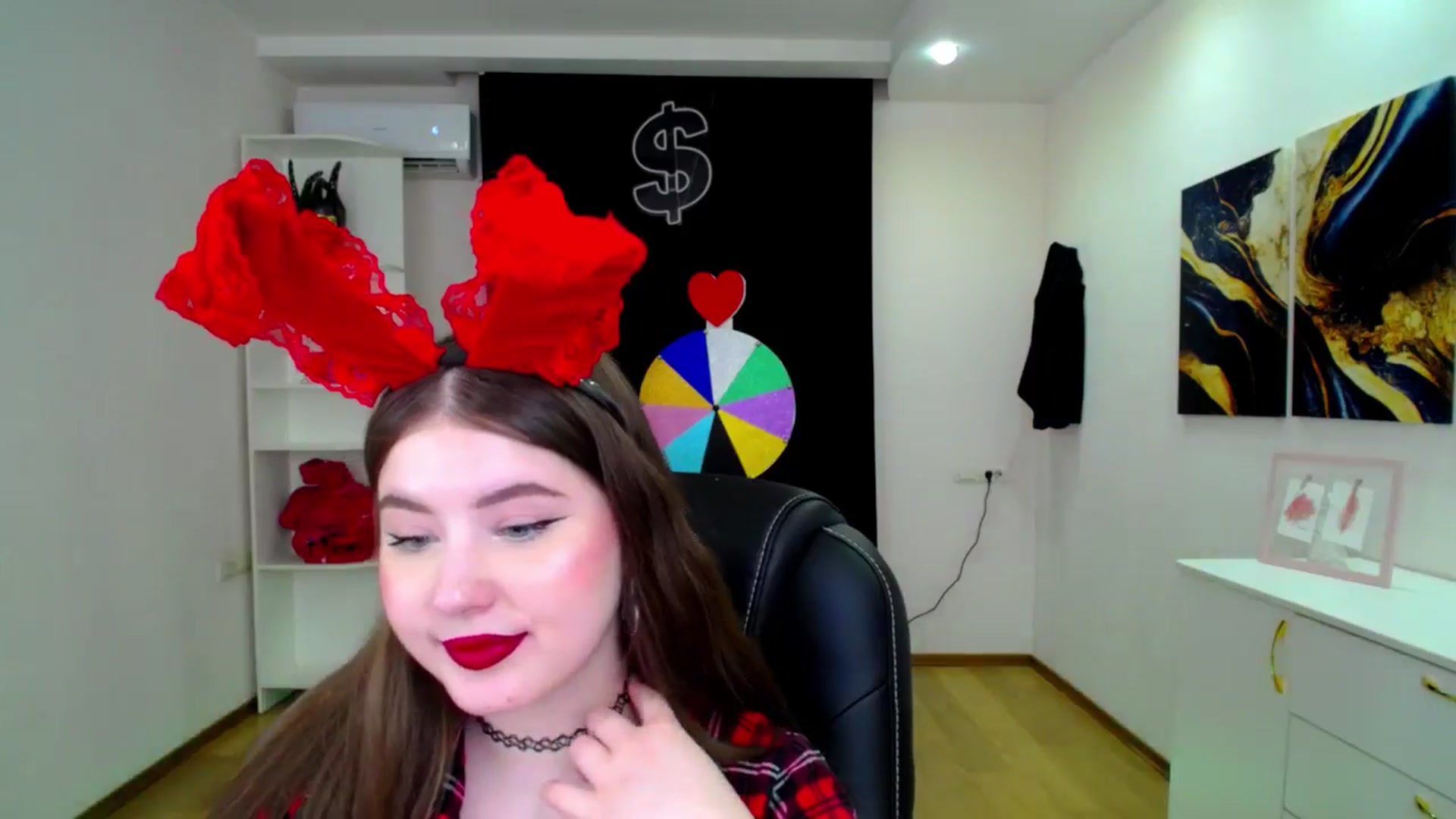 Gallery image thumbnail from AdmireMyEyes's myfreecams stream on, 04/20/2025, 20:35 image 20 of 20
