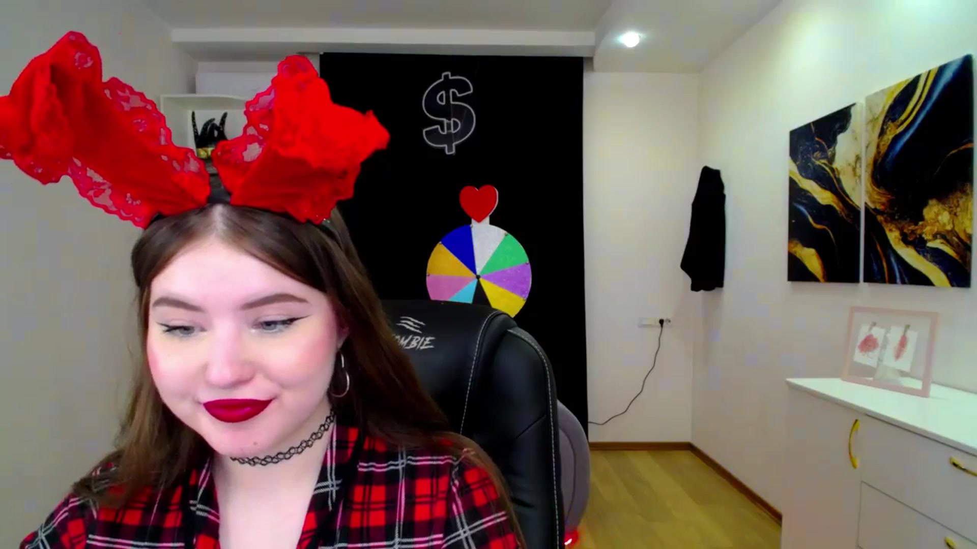 Gallery image thumbnail from AdmireMyEyes's myfreecams stream on, 04/20/2025, 21:10 image 8 of 20