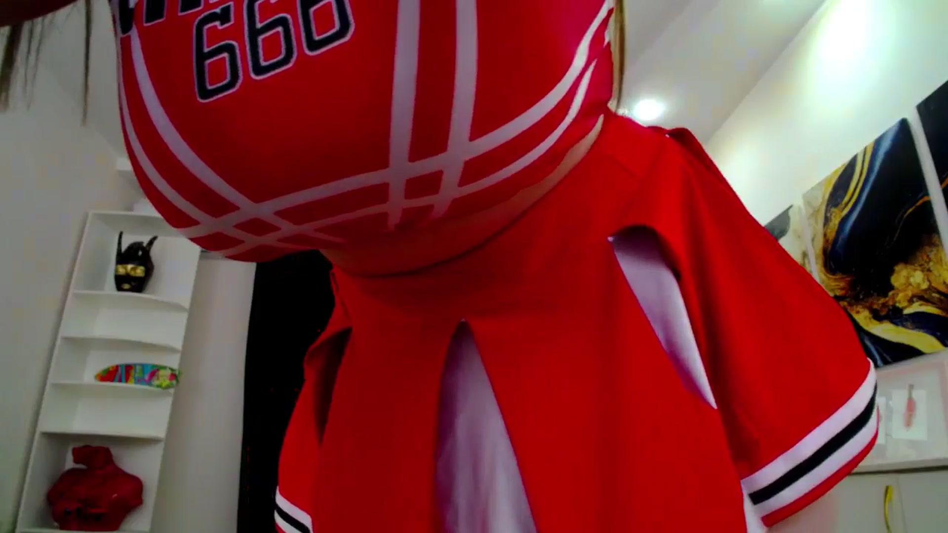 Gallery image thumbnail from AdmireMyEyes's myfreecams stream on, 04/20/2025, 21:47 image 9 of 20